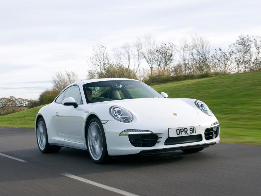  Porsche 911 Carrera 4 2012 года  (UK) (фото 10 из 12)